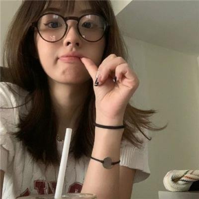 这个女配有点甜